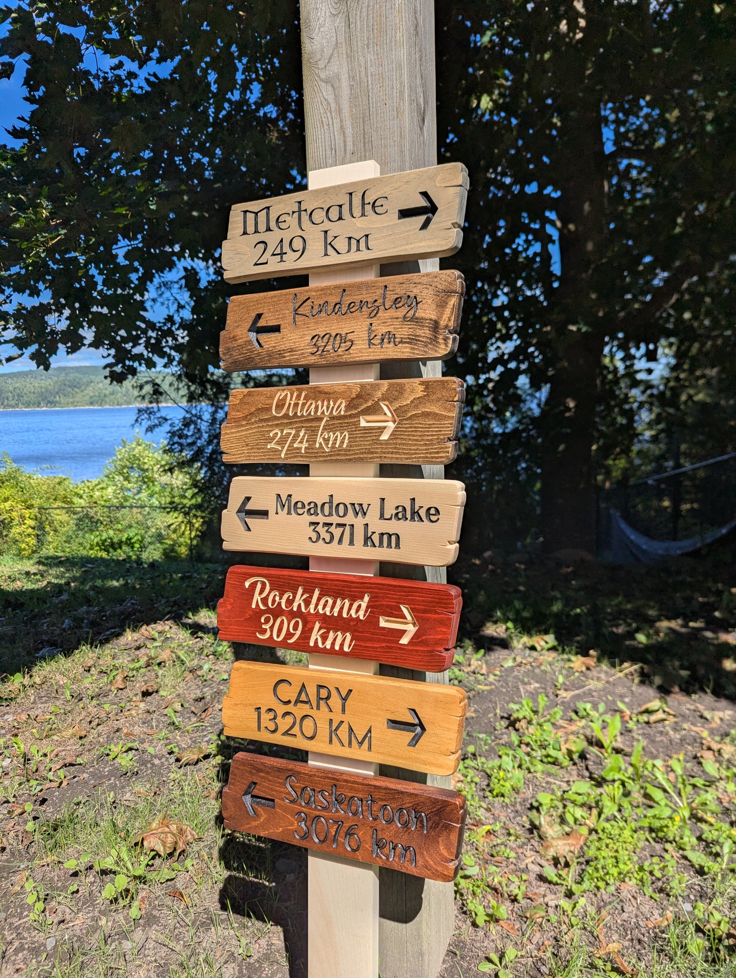 Destination Signs / Wayfinding Signs