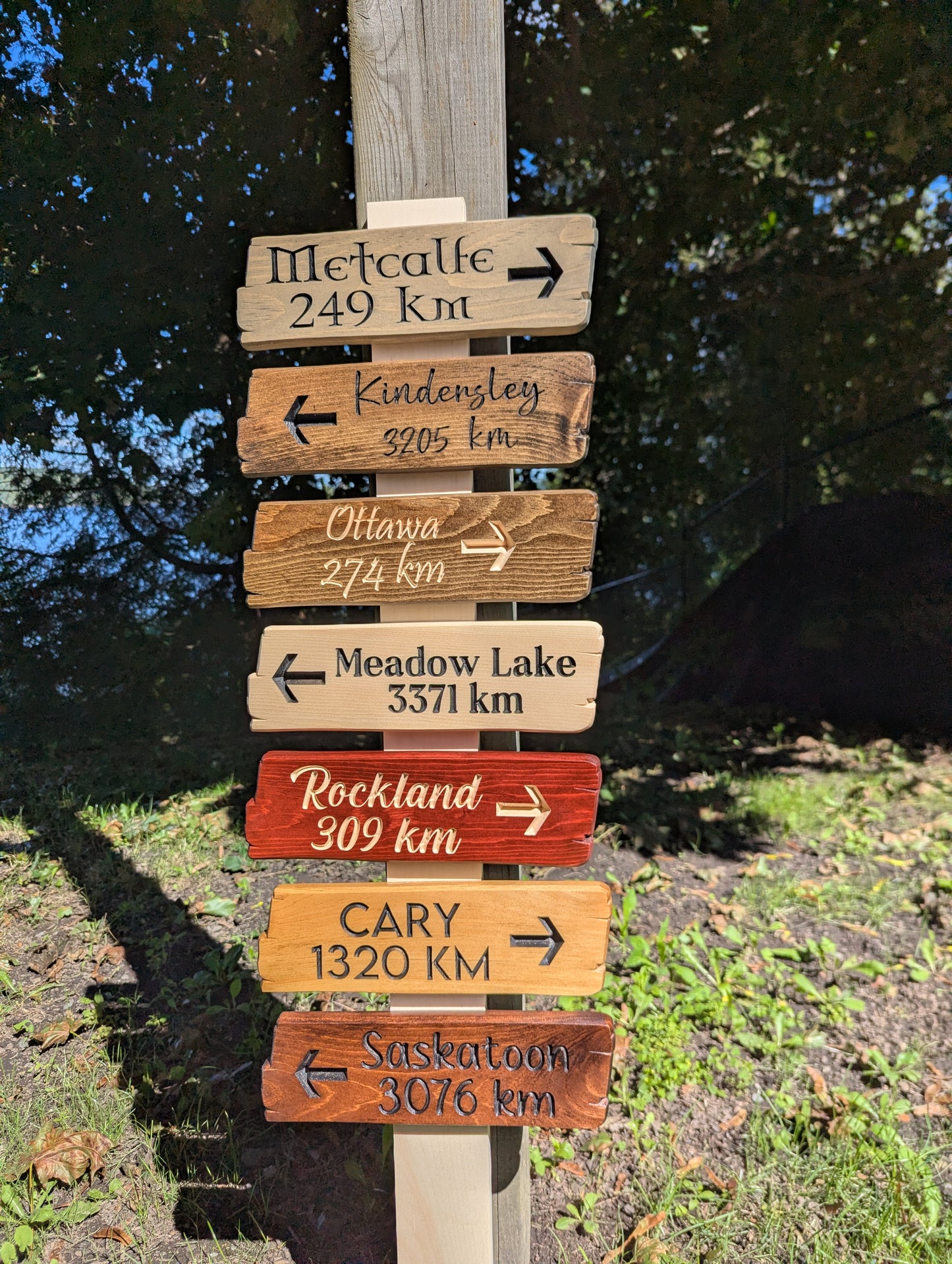 Destination Signs / Wayfinding Signs