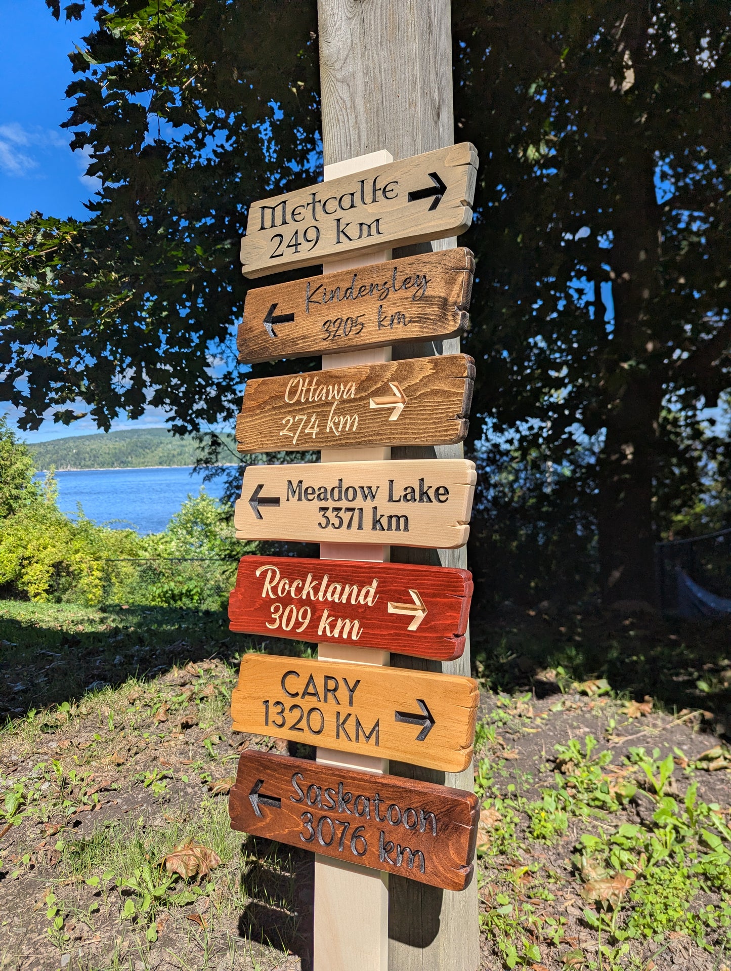 Destination Signs / Wayfinding Signs